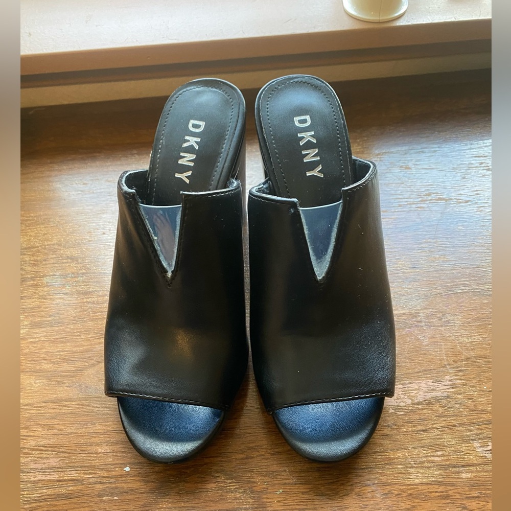 DKNY heels